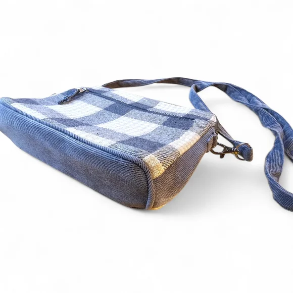 Earthsquared Plaid Crossbody Bag โ Grey & Cream ๐ค๐ฉถ - Picture 5 of 8